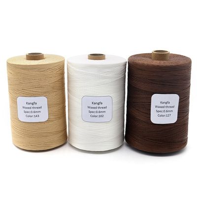 1 kg por cone Filamento de cera plana 150D/16 Poliéster para produtos de couro Resistente a produtos químicos