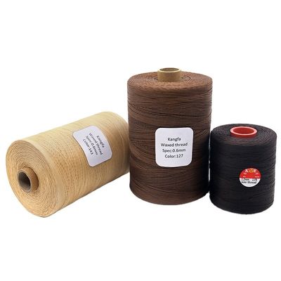 1 kg por cone Filamento de cera plana 150D/16 Poliéster para produtos de couro Resistente a produtos químicos