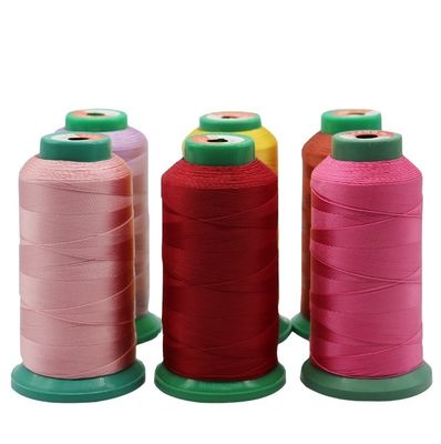 240 Opções de cores Fios de costura de poliéster de alta tenacidade Tex135 para costura de couro