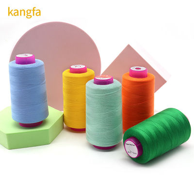 4 grandes cones de fios de poliéster branco para costura Quilting durável OEM ODM aceito