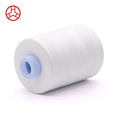 Fios de costura de algodão 100% branco 50/3 para projetos personalizados na indústria têxtil