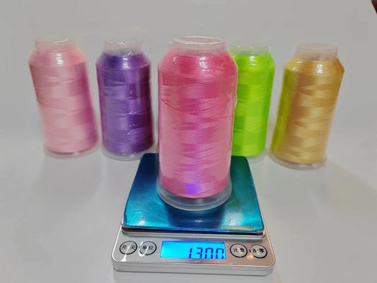 108D 120D/2 4000m 5000m Fios de poliéster para máquina de bordado