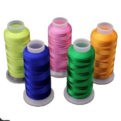 4000m Filho de bordado de poliéster de computador em diferentes cores para máquina de bordado