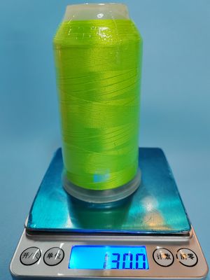 4000m Filho de bordado de poliéster de computador em diferentes cores para máquina de bordado