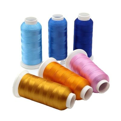 4000 Yard 120d/2 Endereço de costura de bordados industriais para máquina de bordados 700 cores